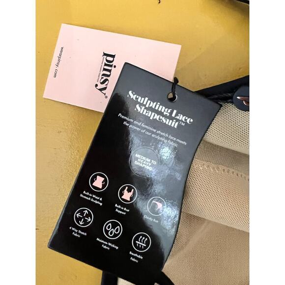 Pinsy Black Sculpting Lace Shapewear Bodysuit Plus Size 1X NWT - Picture 8 of 10